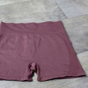 Seamless Workout Shorts PINK Victoria Secret Size Medium